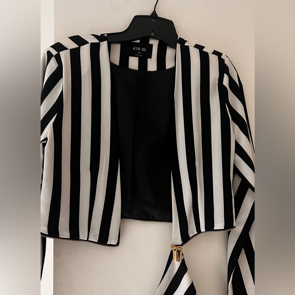 Black & White Striped Crop Suit Jacket